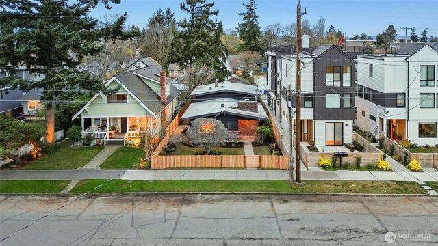 3209 61st Avenue SW, Seattle, WA 98116