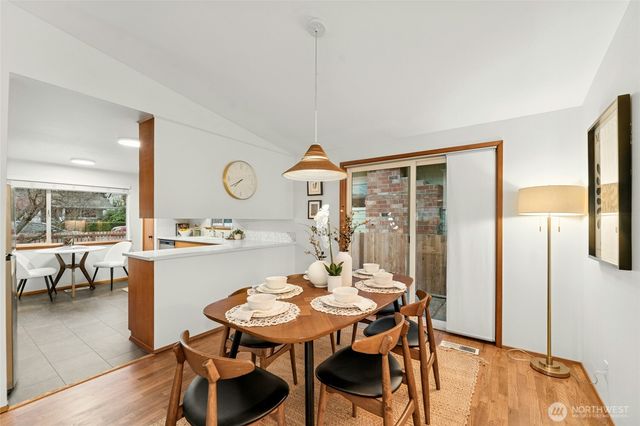 3209 61st Avenue SW, Seattle, WA 98116