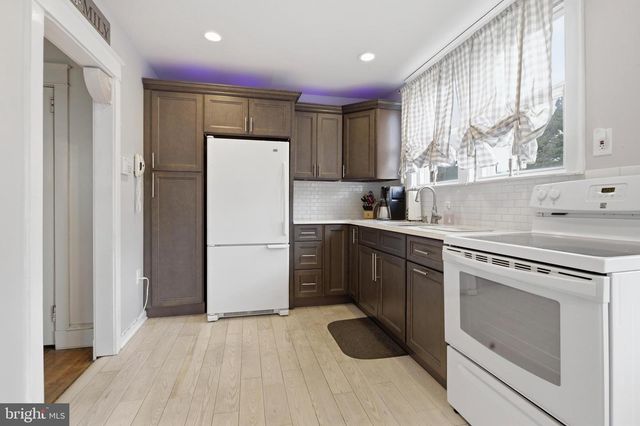109 SHADELAND AVE, Lansdowne, PA 19050