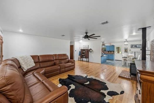 199 County Road 2357, Hardin, TX 77575