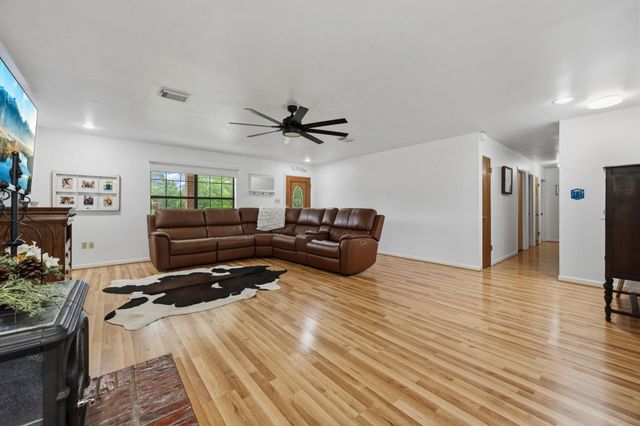 199 County Road 2357, Hardin, TX 77575