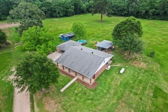 199 County Road 2357, Hardin, TX 77575