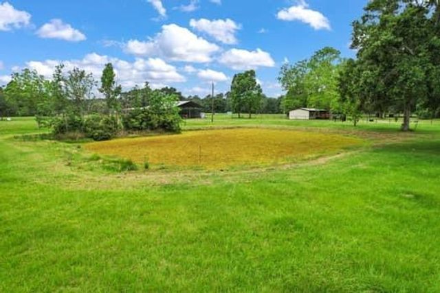 199 County Road 2357, Hardin, TX 77575