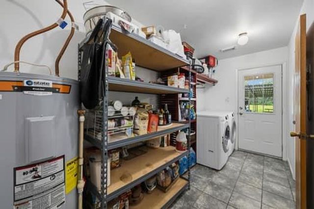 199 County Road 2357, Hardin, TX 77575