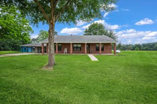 199 County Road 2357, Hardin, TX 77575