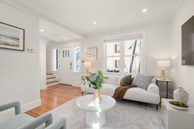 2 Gold Star Court, Cambridge, MA 02140