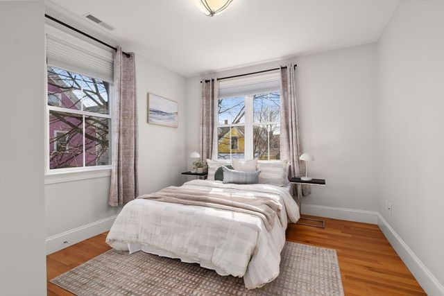 2 Gold Star Court, Cambridge, MA 02140