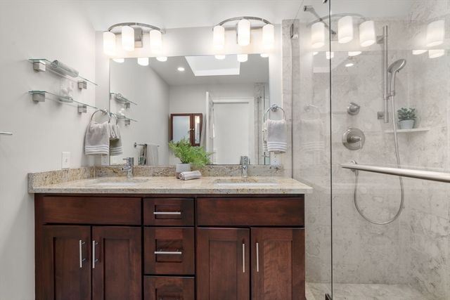 2 Gold Star Court, Cambridge, MA 02140