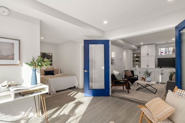 2 Gold Star Court, Cambridge, MA 02140