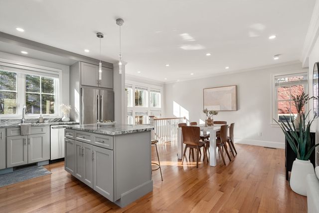 2 Gold Star Court, Cambridge, MA 02140