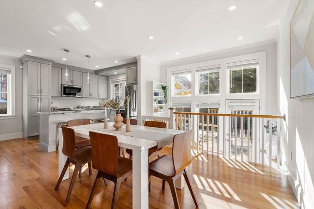 2 Gold Star Court, Cambridge, MA 02140