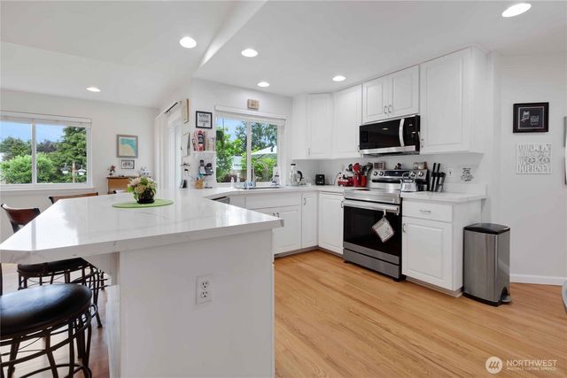 10909 Vickery Avenue E, Tacoma, WA 98446
