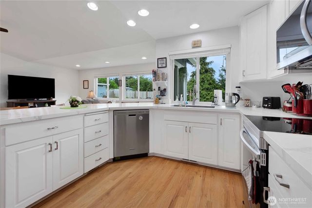 10909 Vickery Avenue E, Tacoma, WA 98446
