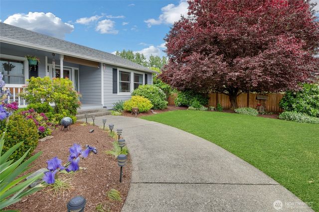 10909 Vickery Avenue E, Tacoma, WA 98446