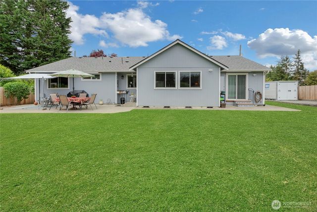 10909 Vickery Avenue E, Tacoma, WA 98446