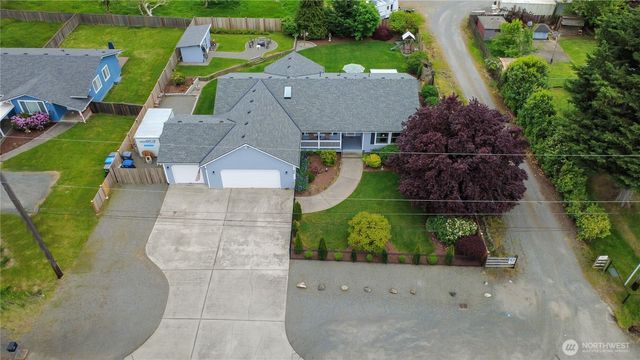 10909 Vickery Avenue E, Tacoma, WA 98446