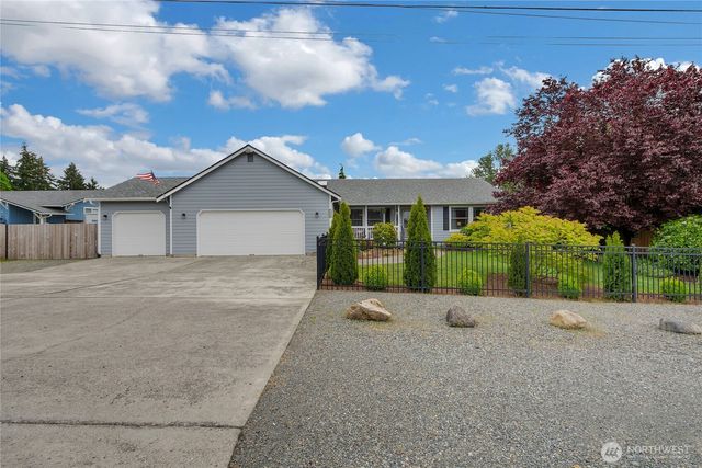 10909 Vickery Avenue E, Tacoma, WA 98446