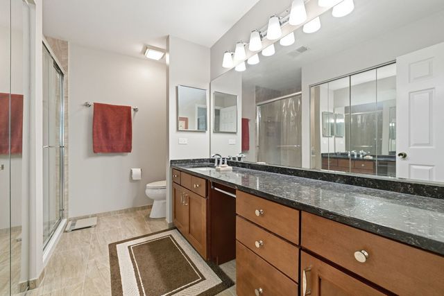 617 Edinburgh Lane B, Prospect Heights, IL 60070