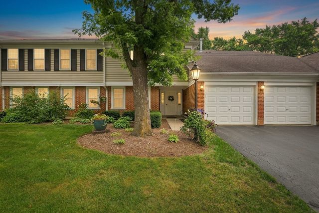 617 Edinburgh Lane B, Prospect Heights, IL 60070