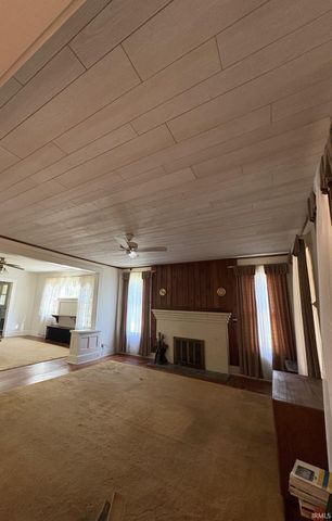 8320 State Route 1 Route, Lawrenceville, IL 62439