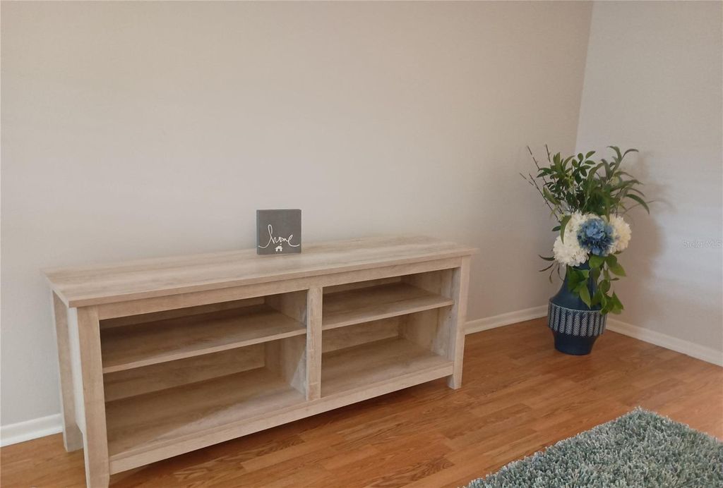 Image 11 of property listing at 5981 HIBISCUS DRIVE, Bradenton, FL 34207