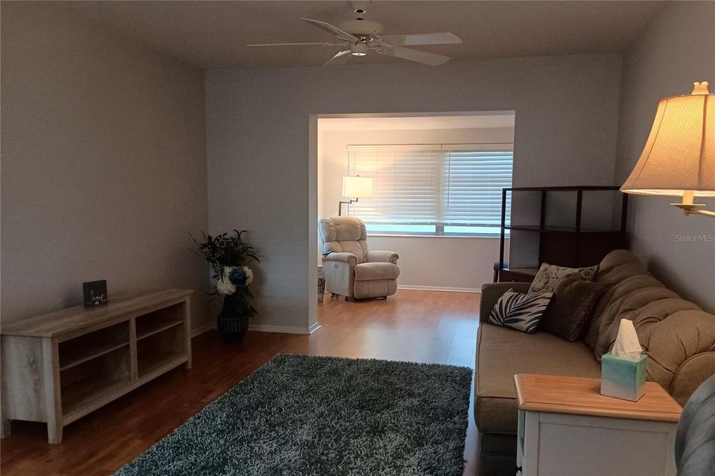 Image 10 of property listing at 5981 HIBISCUS DRIVE, Bradenton, FL 34207