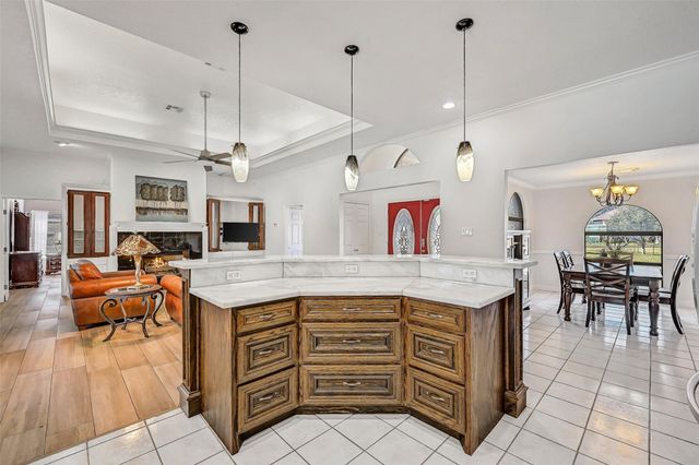 4721 Willow Street, Pasadena, TX 77586