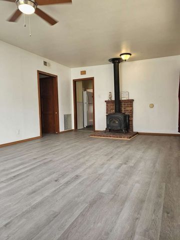 2861 Nickel, Los Alamos, NM 87544