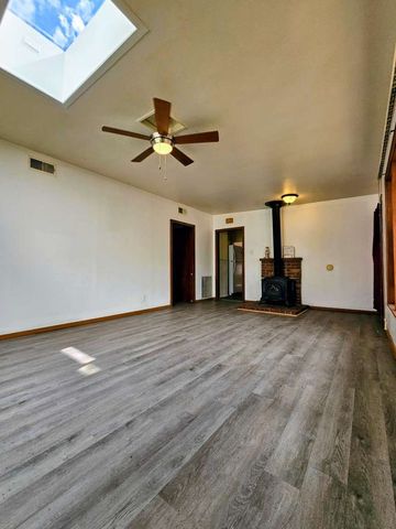 2861 Nickel, Los Alamos, NM 87544