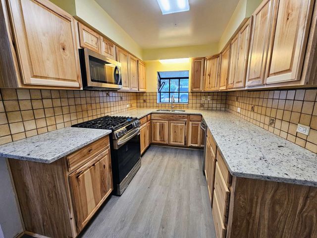 2861 Nickel, Los Alamos, NM 87544