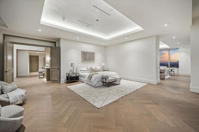 1275 S Post Oak Lane 2502, Houston, TX 77056