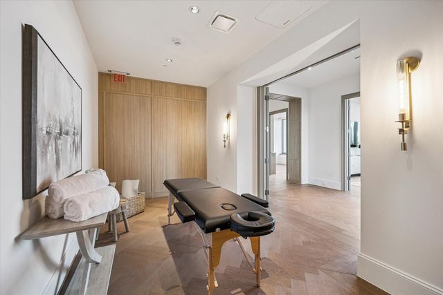 1275 S Post Oak Lane 2502, Houston, TX 77056