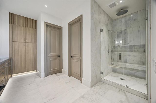 1275 S Post Oak Lane 2502, Houston, TX 77056