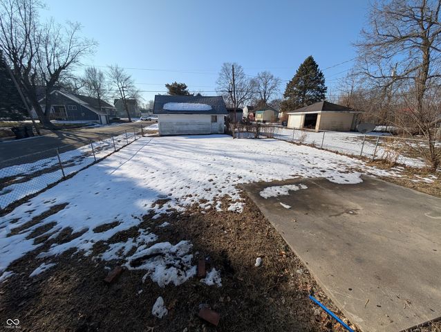 1403 W 4th Street, Anderson, IN 46016