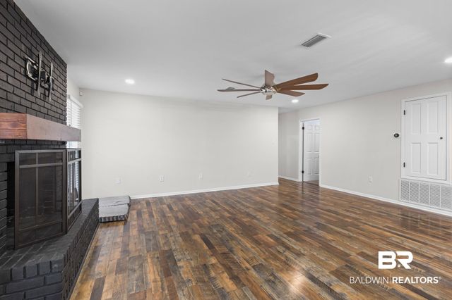 6208 S Pine Needle Drive, Mobile, AL 36609