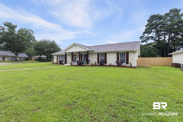 6208 S Pine Needle Drive, Mobile, AL 36609