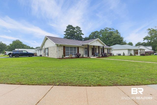 6208 S Pine Needle Drive, Mobile, AL 36609