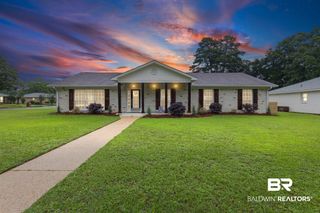 6208 S Pine Needle Drive, Mobile, AL 36609
