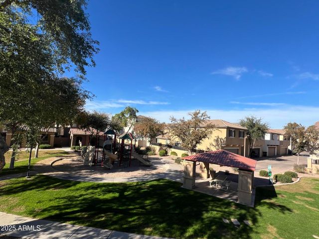 637 S Buena Vista Avenue, Gilbert, AZ 85296