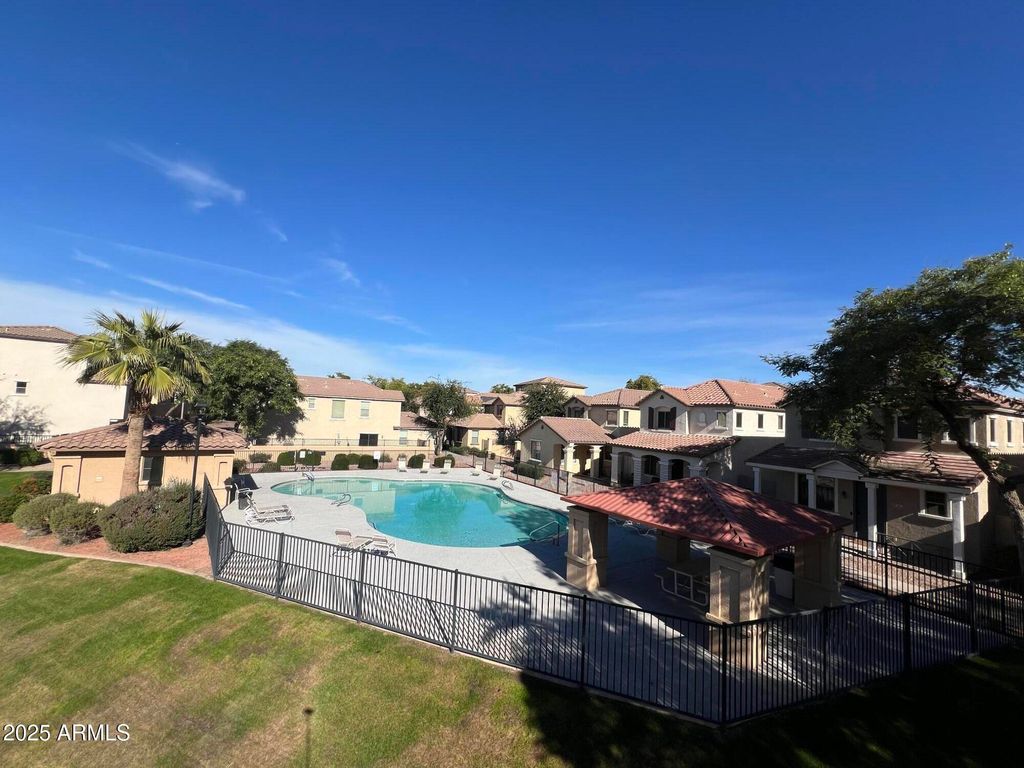 Image 17 of property listing at 637 S Buena Vista Avenue, Gilbert, AZ 85296