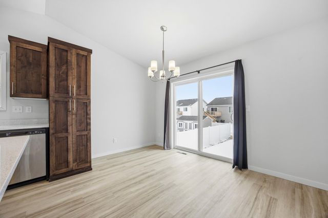 6730 71st Avenue S, Horace, ND 58047