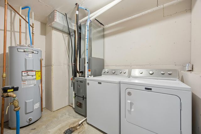 6730 71st Avenue S, Horace, ND 58047