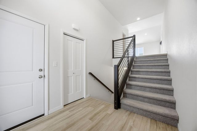 6730 71st Avenue S, Horace, ND 58047