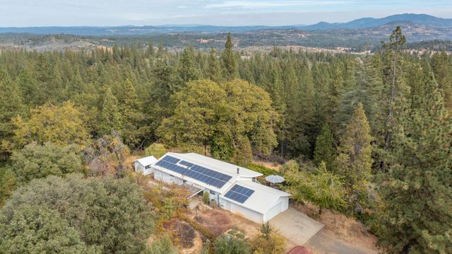 18714 Jesus Maria Rd, Mokelumne Hill, CA 95245