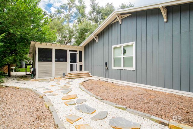 5661 Galvez Road, Pensacola, FL 32507