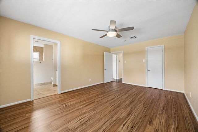 10906 Piping Rock Lane, Houston, TX 77042