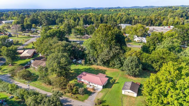 2414 Howell Street SE, Cleveland, TN 37323