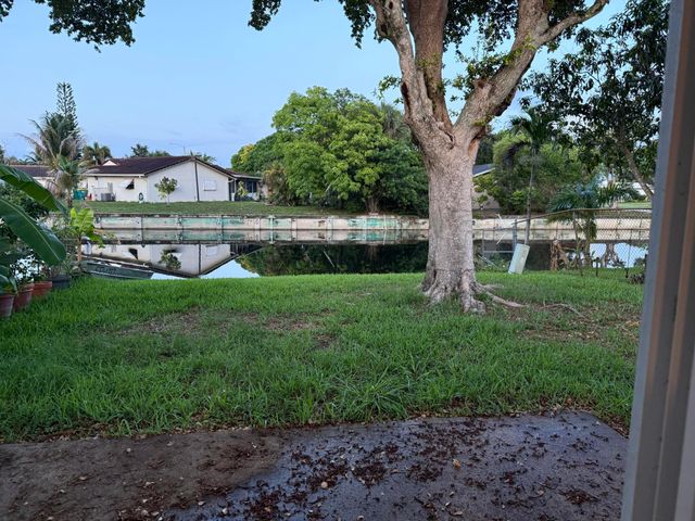7610 NW 73rd Terrace, Tamarac, FL 33321