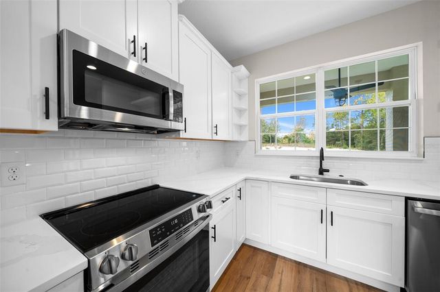 9360 SW 129TH TERR ROAD, Dunnellon, FL 34432