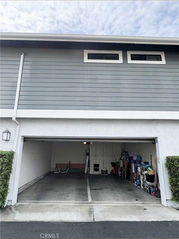 257 Huntington, Irvine, CA 92620